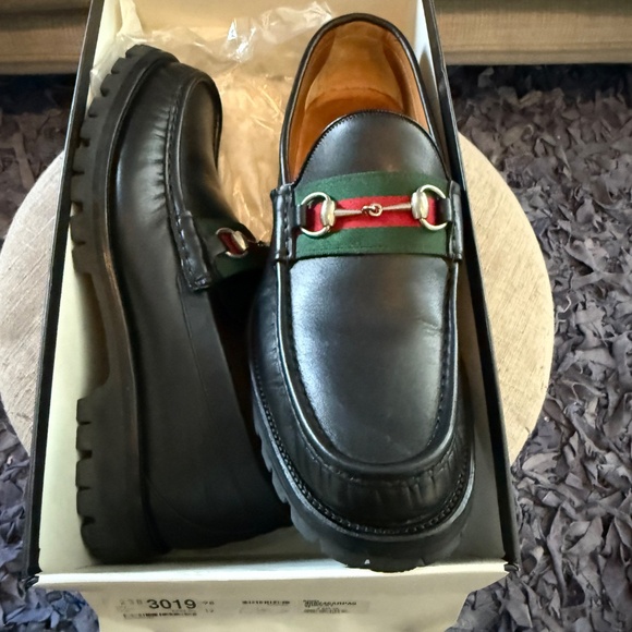 Gucci Loafers - Picture 7 of 12
